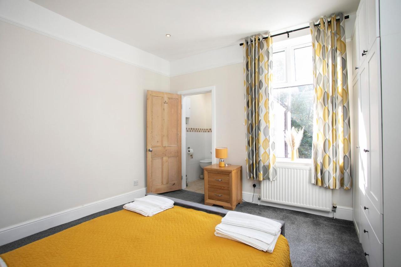 Spring Villa Leicester Exterior foto